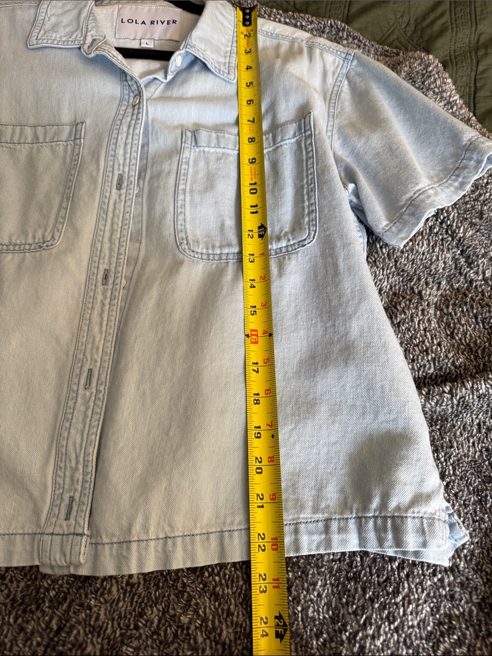 Lola River Light Wash Denim Short-Sleeve Button-Down Shirt - Picture 4 of 6